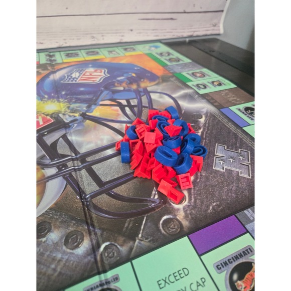 Monopoly NFL Grid Iron Edition Limited 1999 Board Game Parker Brothers Pewter - Picture 7 of 8